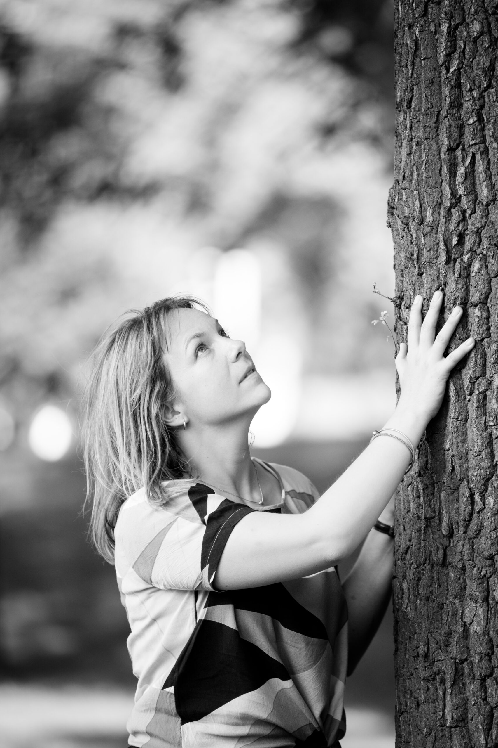 Portrait in Verbindung mit dem Baum