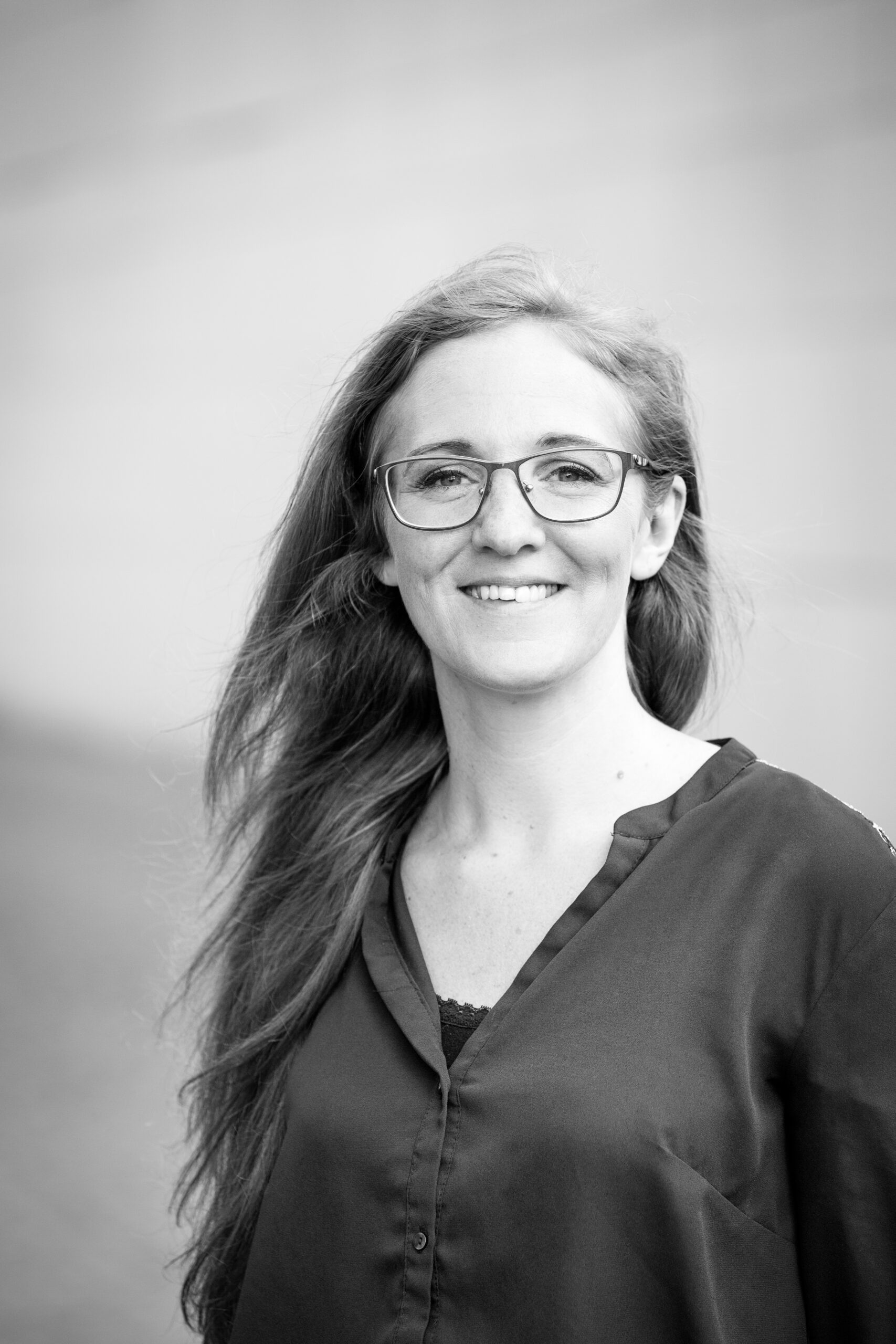 bewerbungsbild in schwarz weiss